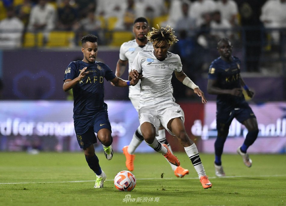 攻击和嘈杂 攻击和嘈杂